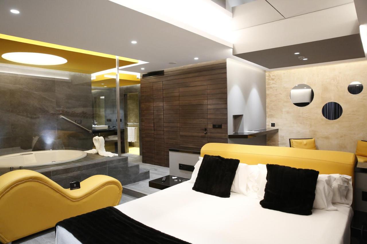Hotel Luve ซาน อันโตนิโอ เด บานาเกแบร์ ภายนอก รูปภาพ